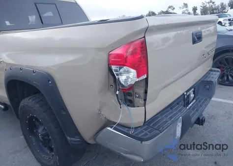 2018 Toyota Tundra Sr5 5.7L V8 из США, поврежденный, VIN 5TFRY5F19JX236068